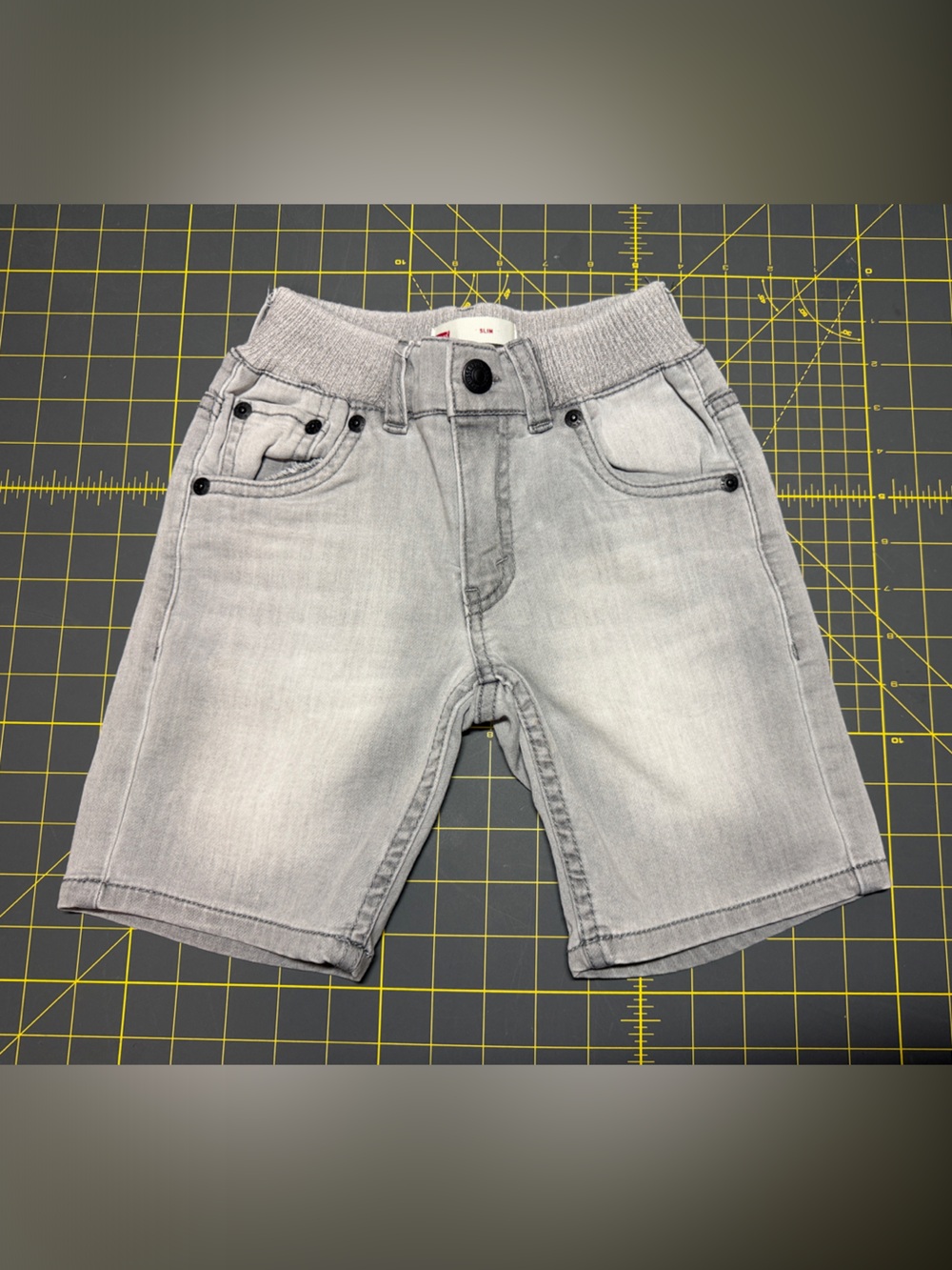 Levi's Light Gray Denim-Look Stretch Kids Shorts
